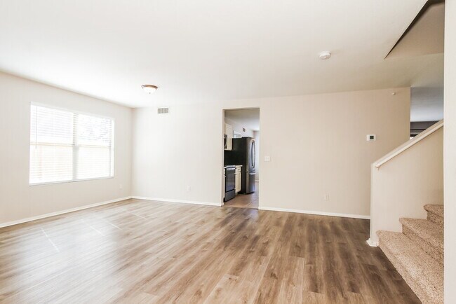 Foto del edificio - 4614 N 92nd Ln