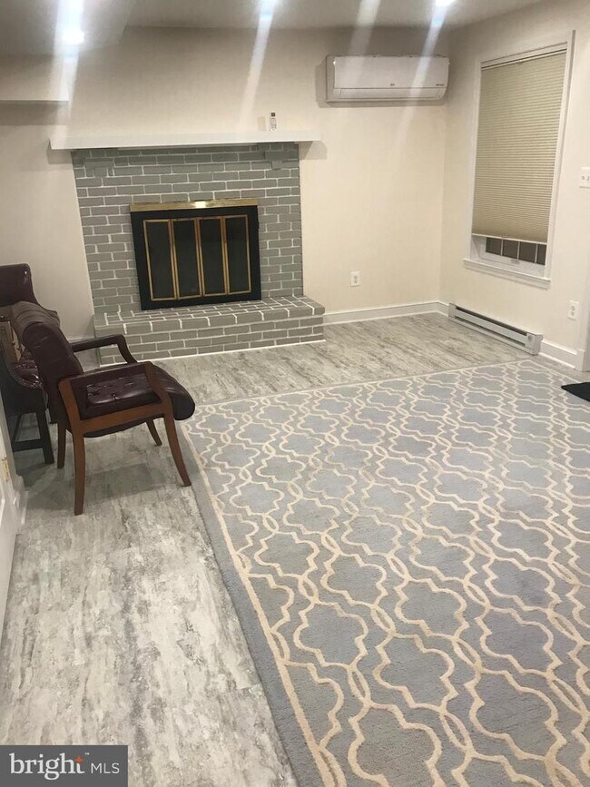 Foto del edificio - 5236 Loughboro Rd NW