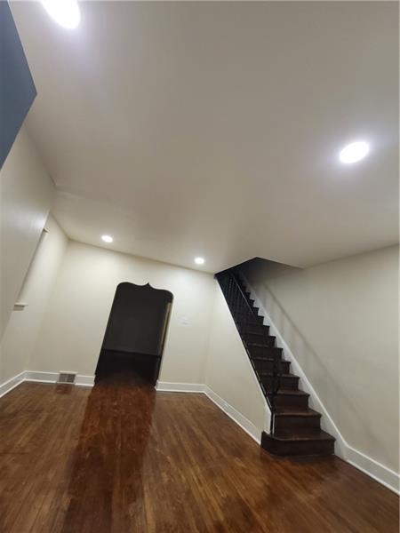 Building Photo - 3568 Beechwood Blvd