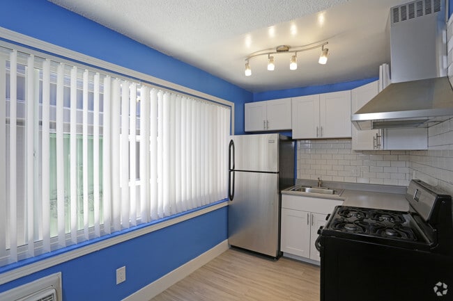 1 BR, 1 BA - 650 SF - Willow Glenn Apartments