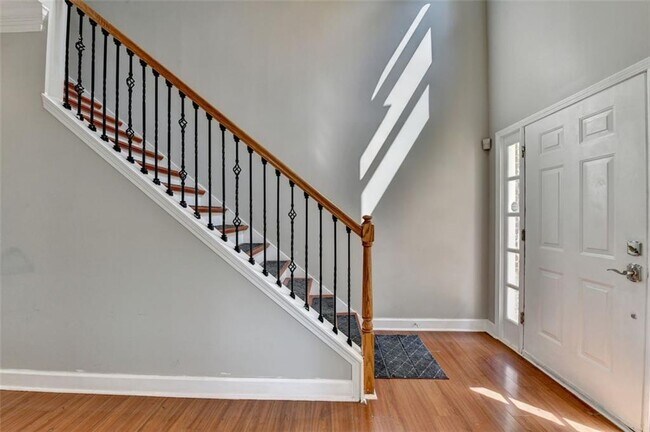 Building Photo - 702 Ashley Glen Ln