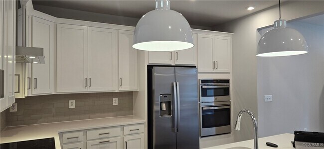 Foto del edificio - 13262 Garland Ln