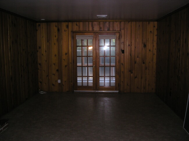 Building Photo - 192 Tuckerton Rd