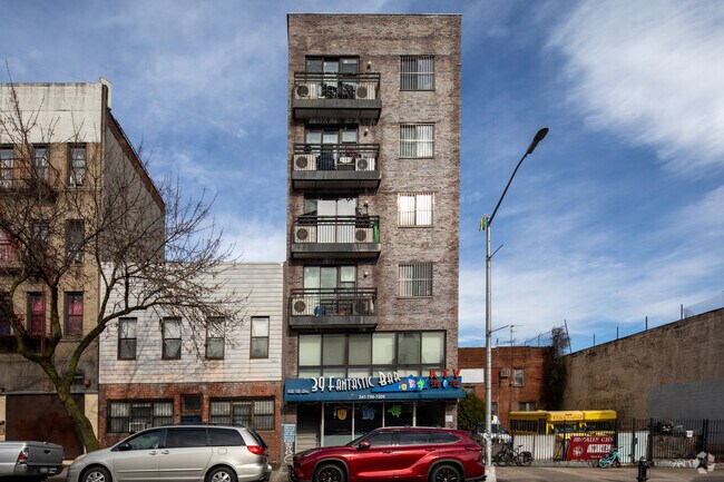 Foto del edificio - 3914 8th Ave