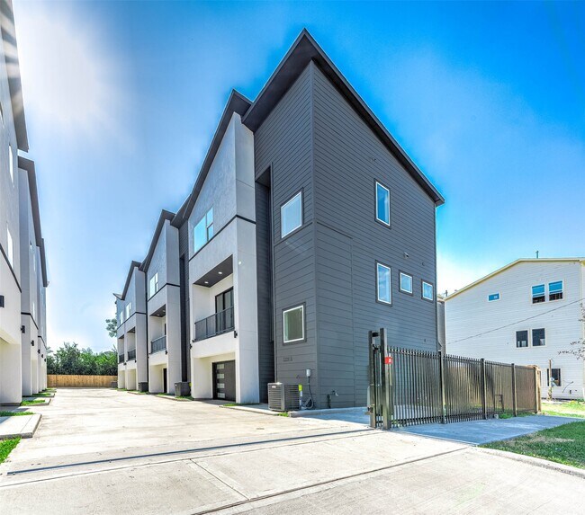 Foto del edificio - 3209 St Emanuel St