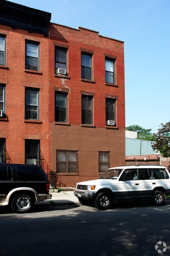 Primary Photo - 286 16th St
