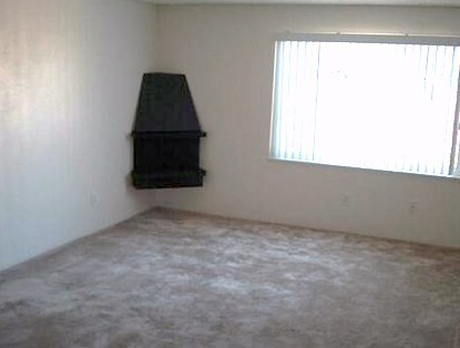 Building Photo - Country Pines Townhomes