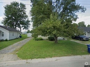 Building Photo - 362 Popp Ave