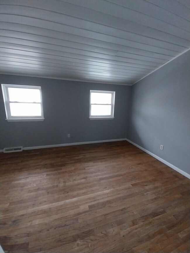 226 E Prospect St, Painesville, OH 44077 Townhome Rentals in