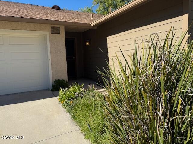 Foto del edificio - 26265 Rainbow Glen Dr