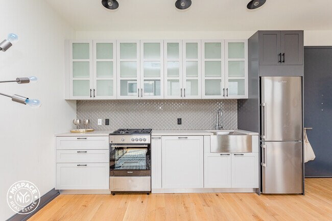 Building Photo - 502 Bushwick Ave