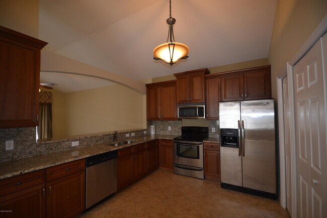 Building Photo - 173 Murano Dr