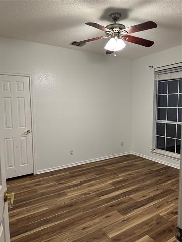 Foto del edificio - 2057 Sailmaker Dr