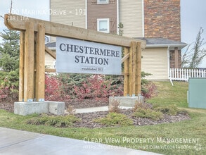 Building Photo - 300 Marina Dr