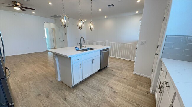 Foto del edificio - 322 Cymbal Pl