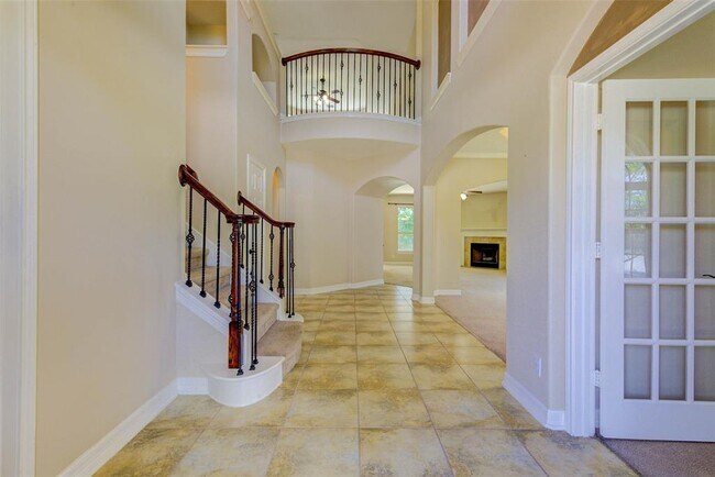 Building Photo - 28423 Buttercup Cove Ln