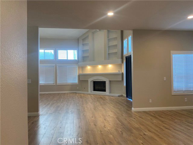 Building Photo - 24721 Las Alturas Ct