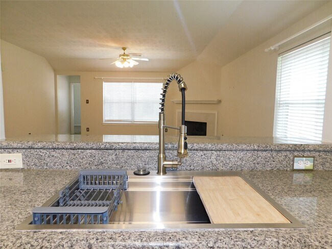 Foto del edificio - 3014 Aylesworth Ct