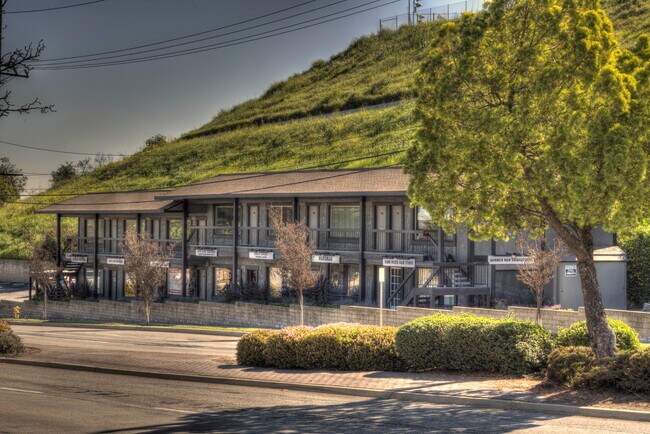 Foto del edificio - 25660 Crenshaw Blvd