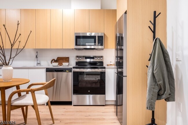 Foto del edificio - 431 Dr Martin Luther King Jr Blvd