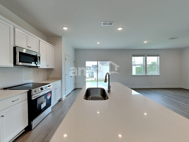 Foto del edificio - 1020 Bevington Dr