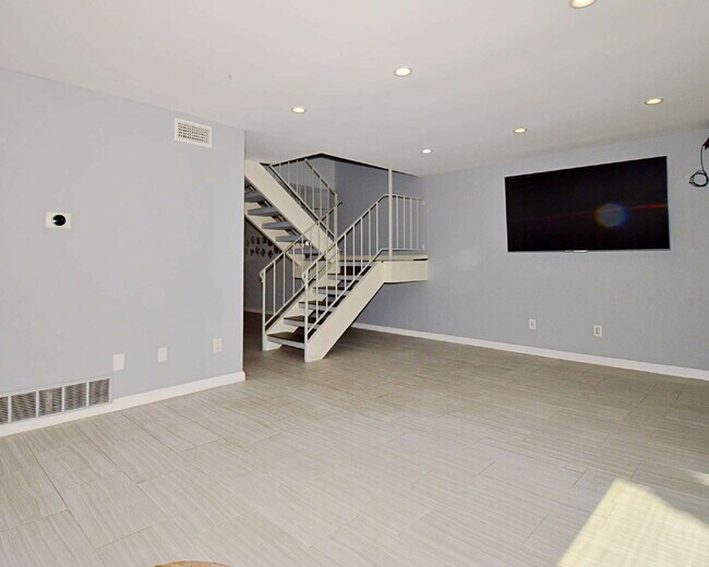 Foto del edificio - "Chic 3-Bed Condo Oasis in Prime Palm Spri...