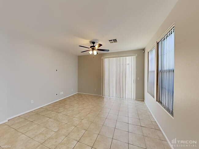 Foto del edificio - 4975 Miners Ridge Dr