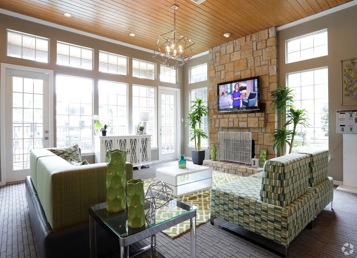 Post Oak Place Apartments Euless, TX