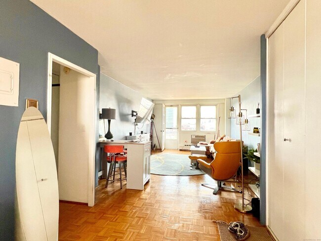Foto del edificio - 444 Bedford St