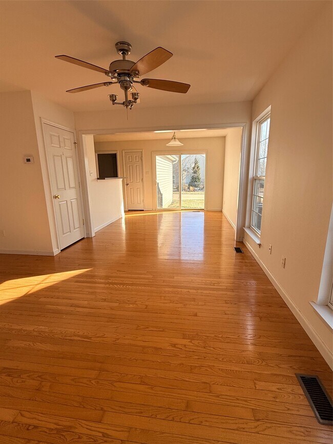 Foto del edificio - 213 Countryshire Dr