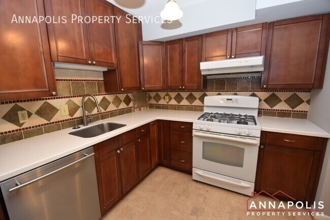 Foto del edificio - 759d fairview ave