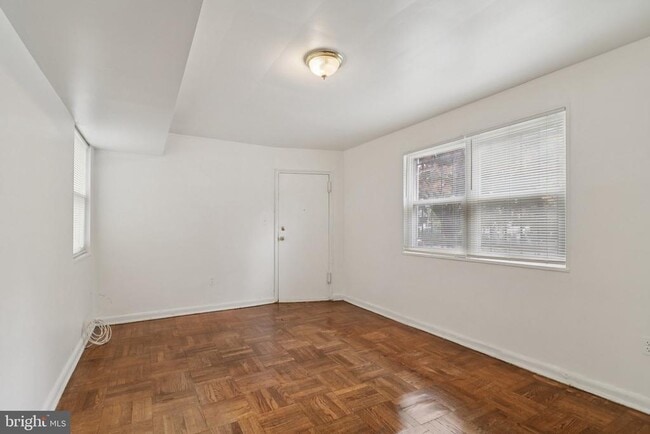 Foto del edificio - 500 Tennessee Ave NE