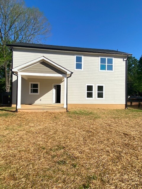 Foto del edificio - 9034 Mt Holly-Huntersville Rd