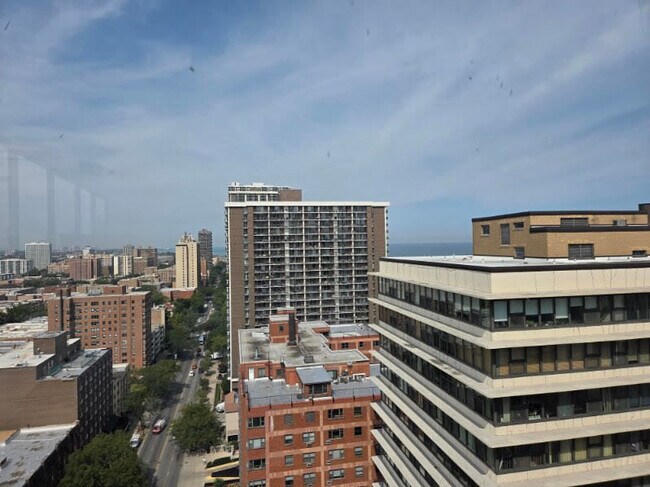 Foto del edificio - 5757 N Sheridan Rd