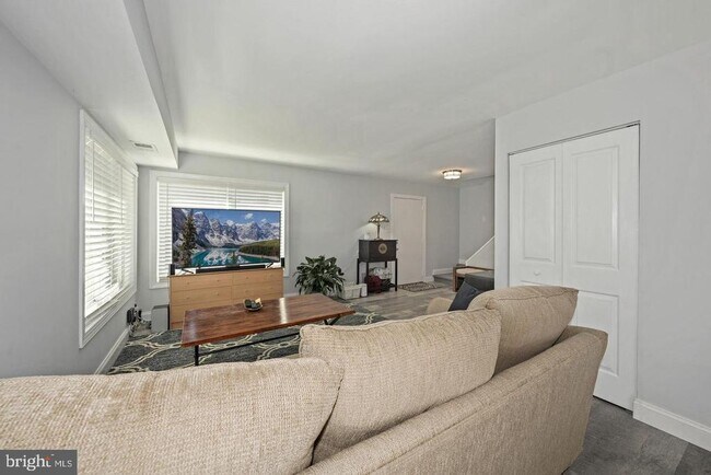 Foto del edificio - 5707 Thunder Hill Rd