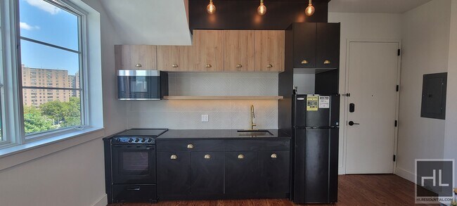 Building Photo - 133 Brown Place