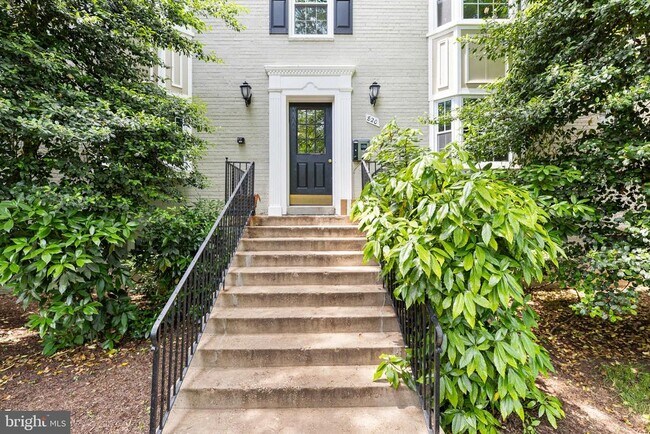 Foto del edificio - 820 S Arlington Mill Dr
