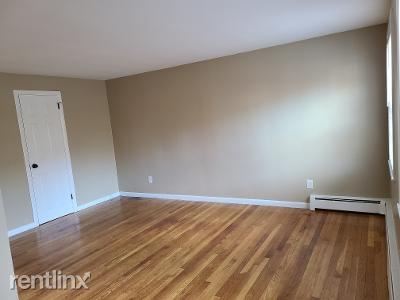 Building Photo - 2 br, 1 bath Townhome - PATTY LANE 39 Unit 39
