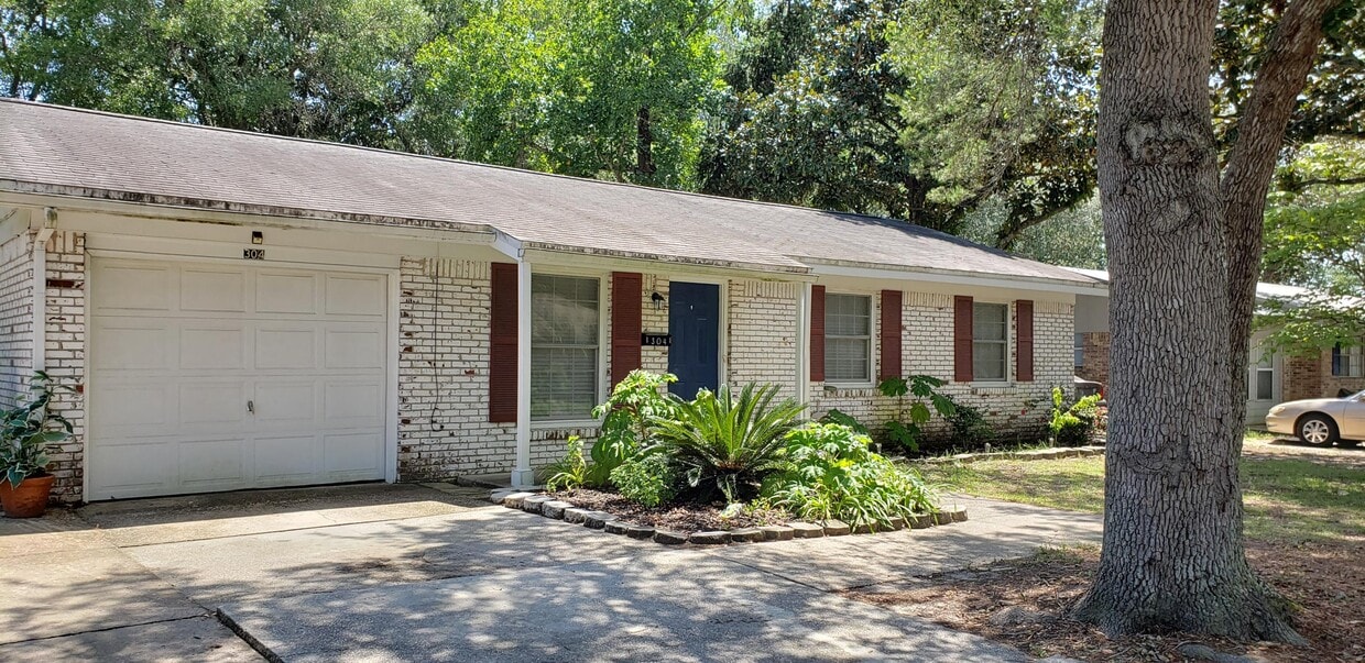 304 23rd St, Niceville, FL 32578 House Rental in Niceville, FL