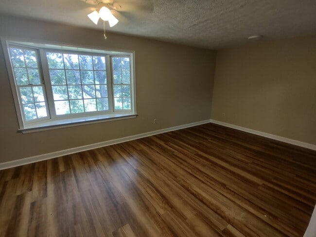 Foto del edificio - Downtown PC with River View