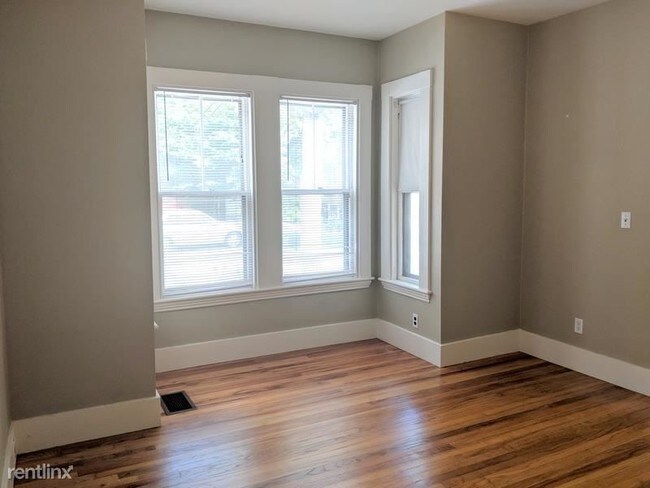 Building Photo - 2 br, 1 bath Apartment - 106A Concord Ave