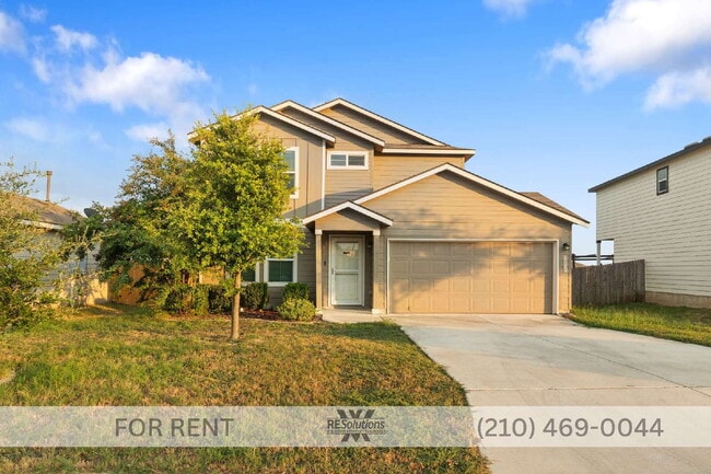 Building Photo - "Charming 3-Bed Sanctuary with 2 Full Baths in Desirable San Antonio Neighborhood - 1497 Sq Ft of...