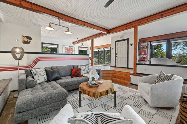 Foto del edificio - 435 N Oliver Ave