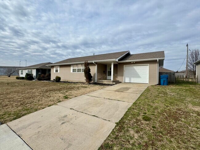 Foto del edificio - 1824 Kansas Ave