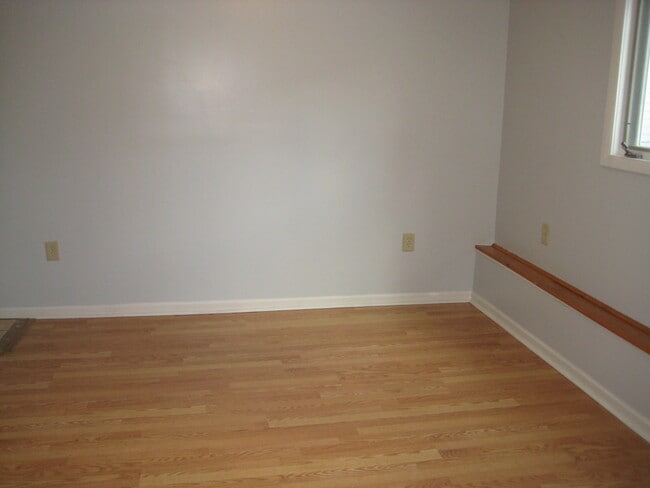 Living Room - 419 Monroe St