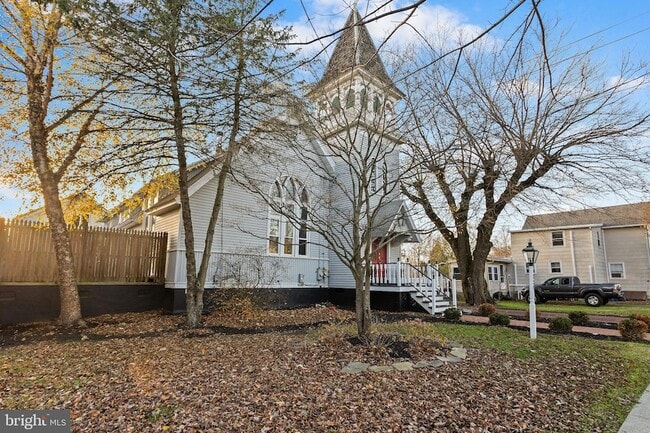 Building Photo - 230 Washington St