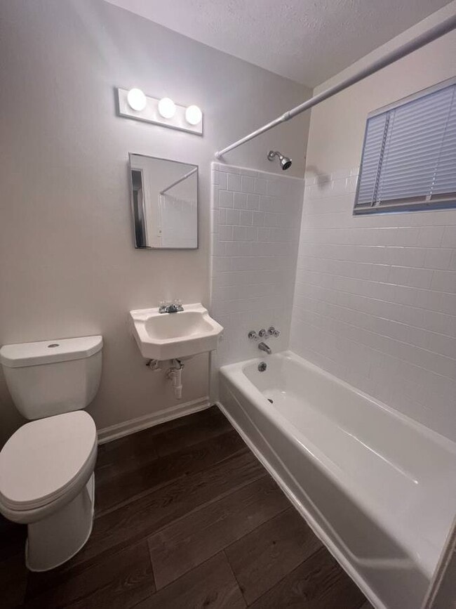 Bathroom - Shallowford Arms Apartments