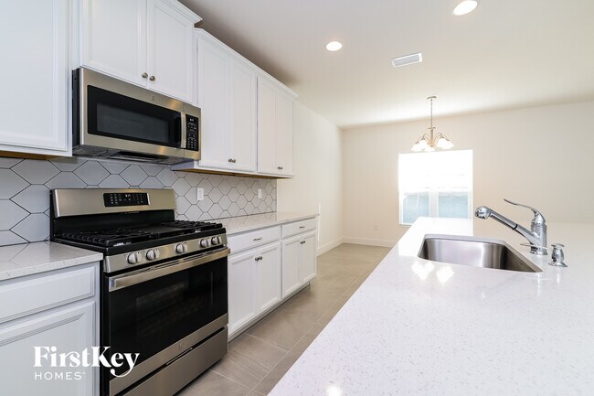 Foto del edificio - 1100 Cavender Creek Rd