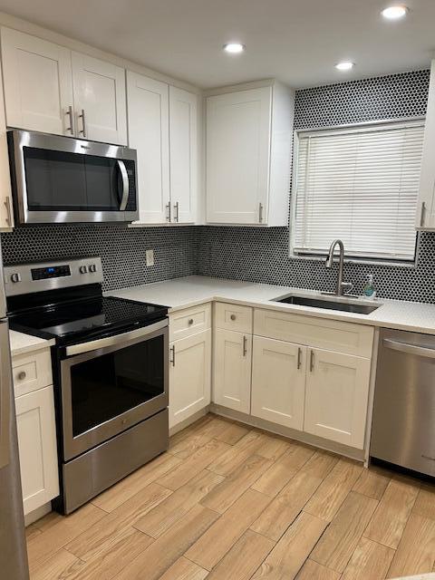 Foto principal - 21913 Lake Forest Cir