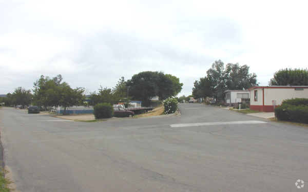 Building Photo - Murrieta Palms